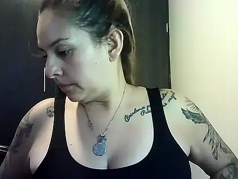 Valery  Rouse  online show from February 25, 2026, 9:25 pm