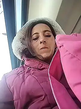 Snapshot of Alessia_Rinaldi chatting on September 16, 2025, 12:06 pm Alessia Rinaldi online show from September 16, 2025, 12:06 pm