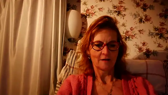 Snapshot of Valinella chatting on February 27, 2026, 7:14 pm Valinella online show from February 27, 2026, 7:14 pm
