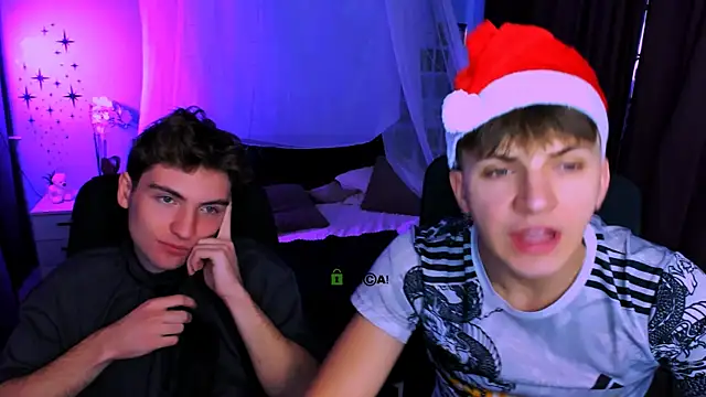 travis wolf  online show from December 14, 2025, 8:14 pm