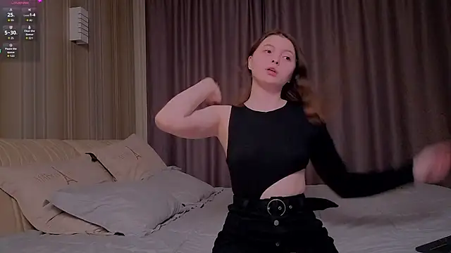 Ruminelle online show from November 15, 2025, 12:42 pm