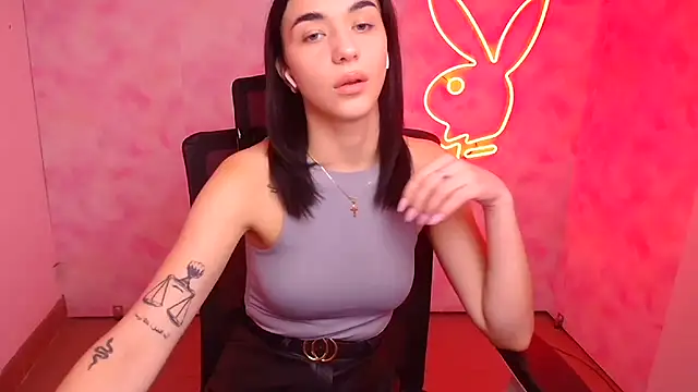 Bella Night4 online show from October 23, 2025, 6:12 am