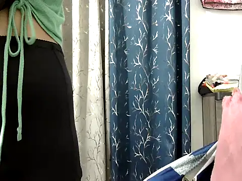 Snapshot of Riva_arora01 chatting on February 5, 2026, 10:44 am Riva arora01 online show from February 5, 2026, 10:44 am