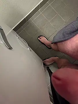 NuclearValue40 online show from April 7, 2026, 10:11 pm