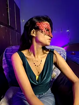 royeoy22 online show from September 28, 2025, 3:30 pm