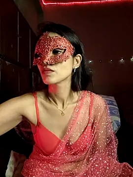 royeoy22 online show from October 17, 2025, 1:13 pm