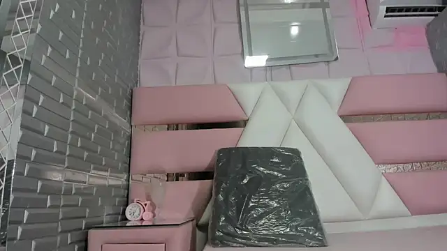 GoodessLatinG online show from September 26, 2025, 7:54 pm