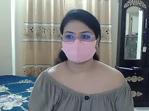 Snapshot of Elena_cruz5 chatting on October 16, 2025, 4:15 pm Elena cruz5 online show from October 16, 2025, 4:15 pm