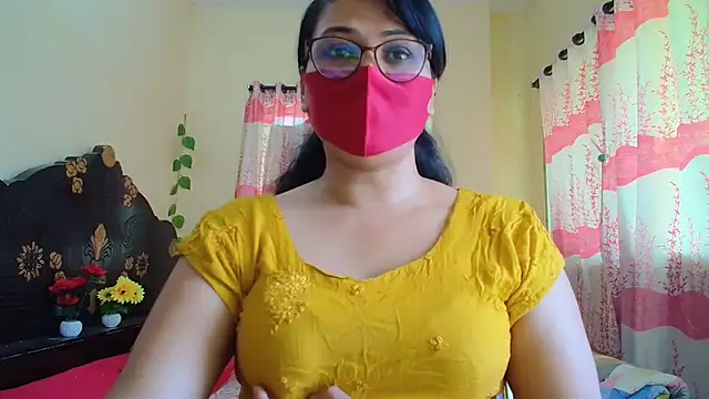 Snapshot of Elena_cruz5 chatting on March 1, 2026, 6:35 am Elena cruz5 online show from March 1, 2026, 6:35 am