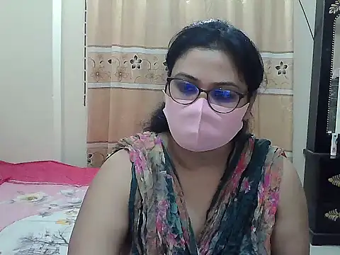 Elena cruz5 online show from November 12, 2025, 12:42 pm