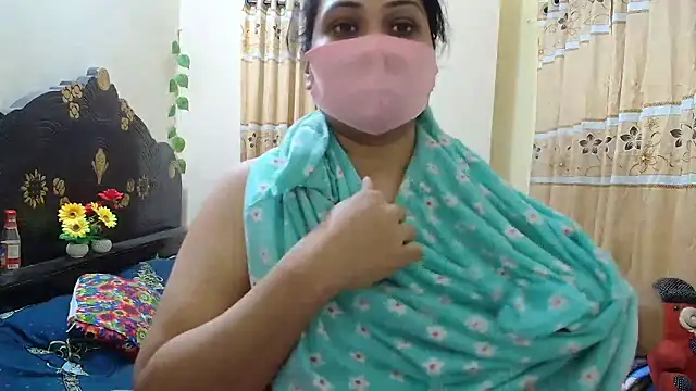 Snapshot of Elena_cruz5 chatting on January 18, 2026, 2:31 pm Elena cruz5 online show from January 18, 2026, 2:31 pm