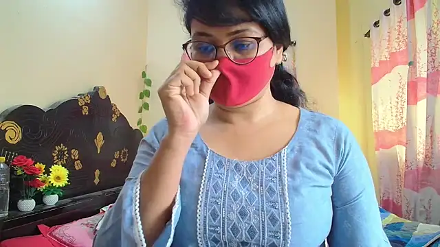 Snapshot of Elena_cruz5 chatting on February 11, 2026, 3:28 am Elena cruz5 online show from February 11, 2026, 3:28 am