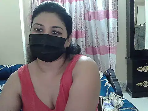 Snapshot of Elena_cruz5 chatting on September 24, 2025, 4:24 pm Elena cruz5 online show from September 24, 2025, 4:24 pm