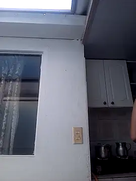 CARITOMIO online show from November 12, 2025, 11:58 am