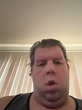 Stephanie1984 online show from November 7, 2025, 1:26 pm