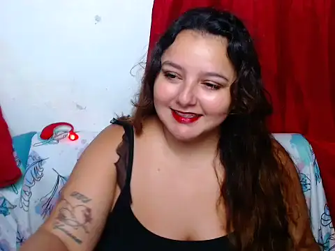 Snapshot of KeilyHall chatting on October 23, 2025, 9:30 am KeilyHall online show from October 23, 2025, 9:30 am