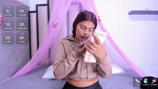 Miaa Rosse online show from January 9, 2026, 12:34 pm