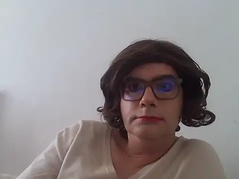 Nady79xxx online show from December 17, 2025, 10:53 am