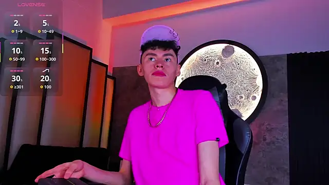 Deivid oficial20 online show from October 31, 2025, 7:54 pm