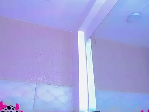 hanna sweett34 online show from October 5, 2025, 5:42 am