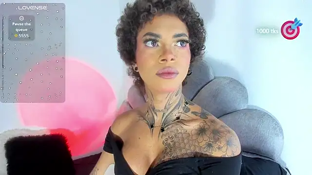 michell danna online show from December 3, 2025, 2:12 am