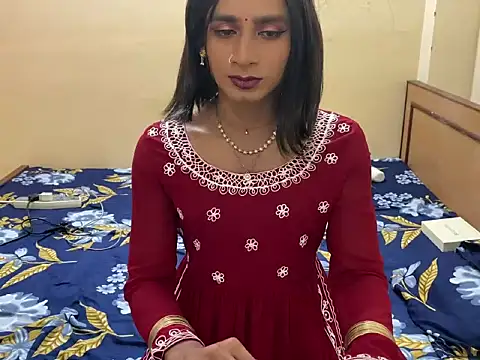 Snapshot of LuvLayla chatting on January 18, 2026, 5:16 pm LuvLayla online show from January 18, 2026, 5:16 pm