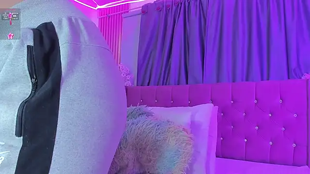 Nayla-Mouna online show from March 23, 2026, 7:03 pm