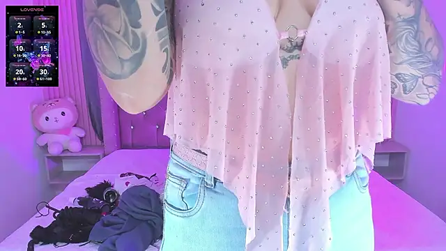 Nayla-Mouna online show from March 16, 2026, 8:00 pm