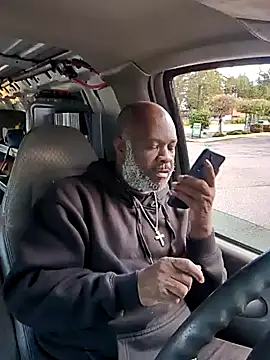 Snapshot of jamalcarter chatting on October 27, 2025, 10:00 pm jamalcarter online show from October 27, 2025, 10:00 pm