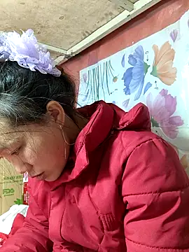 liu-liusexy online show from November 30, 2025, 3:13 pm