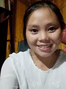 omiu-baby online show from October 23, 2025, 1:21 pm