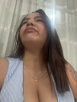 Kamila Summers online show from March 30, 2026, 7:21 am