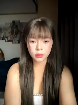 SarahBeii online show from November 13, 2025, 3:32 am