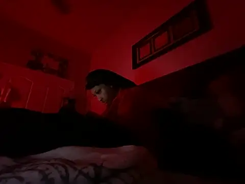 Snapshot of Brooke012 chatting on April 4, 2026, 8:54 am Brooke012 online show from April 4, 2026, 8:54 am