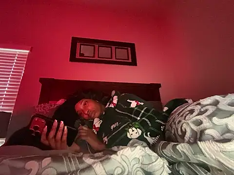 Snapshot of Brooke012 chatting on April 10, 2026, 6:48 pm Brooke012 online show from April 10, 2026, 6:48 pm