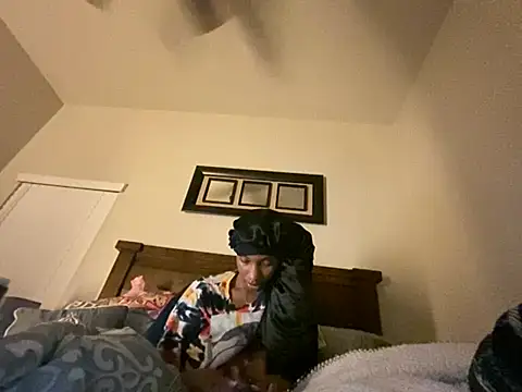 Snapshot of Brooke012 chatting on March 28, 2026, 7:20 am Brooke012 online show from March 28, 2026, 7:20 am