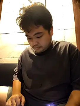 Snapshot of sho1101music chatting on September 30, 2025, 9:59 am sho1101music online show from September 30, 2025, 9:59 am