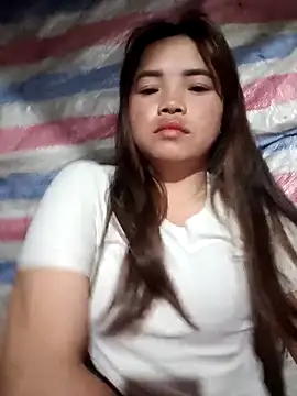 Snapshot of AnHa19 chatting on November 22, 2025, 9:13 pm AnHa19 online show from November 22, 2025, 9:13 pm