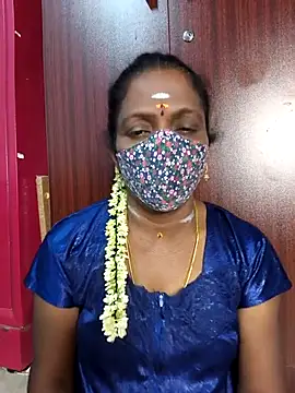 Snapshot of umashreetamil chatting on April 19, 2026, 2:18 pm umashreetamil online show from April 19, 2026, 2:18 pm