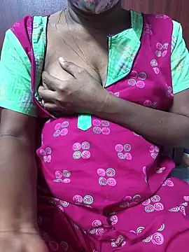 Snapshot of umashreetamil chatting on May 7, 2026, 5:38 pm umashreetamil online show from May 7, 2026, 5:38 pm