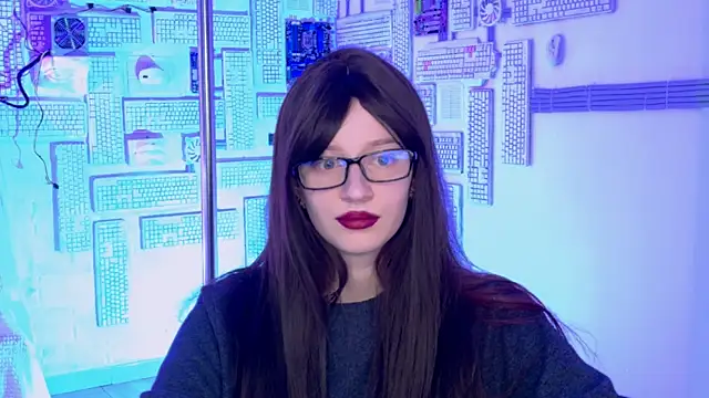 AliceWelch  online show from October 15, 2025, 8:55 am