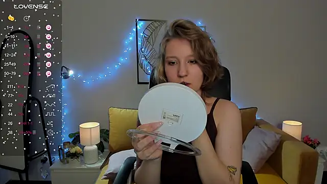 Hailey Foxy online show from September 26, 2025, 8:54 am