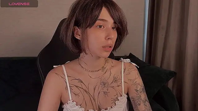 shy-gaze online show from July 6, 2026, 7:26 am