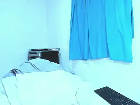 andylemonda1 online show from November 6, 2025, 3:27 pm