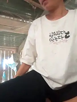 simi-lucy online show from November 15, 2025, 6:50 am