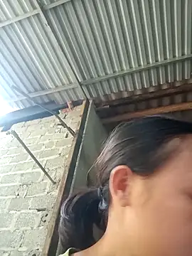 simi-lucy online show from September 21, 2025, 1:11 am