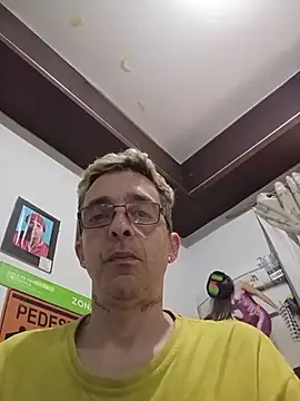 dinho carioca online show from June 14, 2026, 3:24 pm