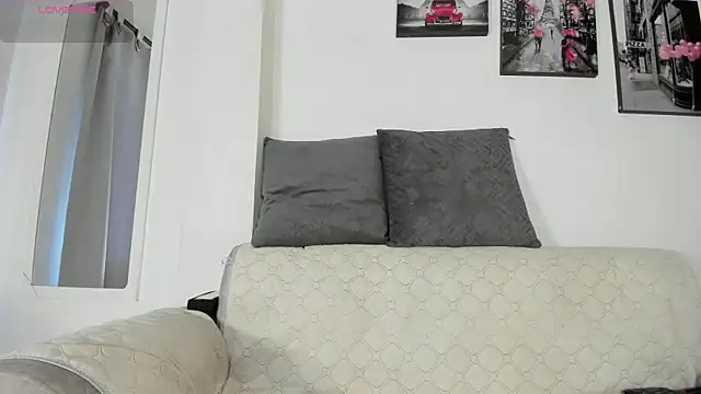 Grettel w online show from March 11, 2026, 7:30 pm