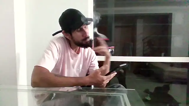 Alejandro92 cali online show from February 27, 2026, 3:29 am