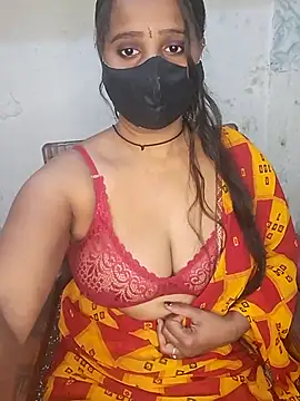 Snapshot of Minu_love chatting on February 6, 2026, 8:32 am Minu love online show from February 6, 2026, 8:32 am